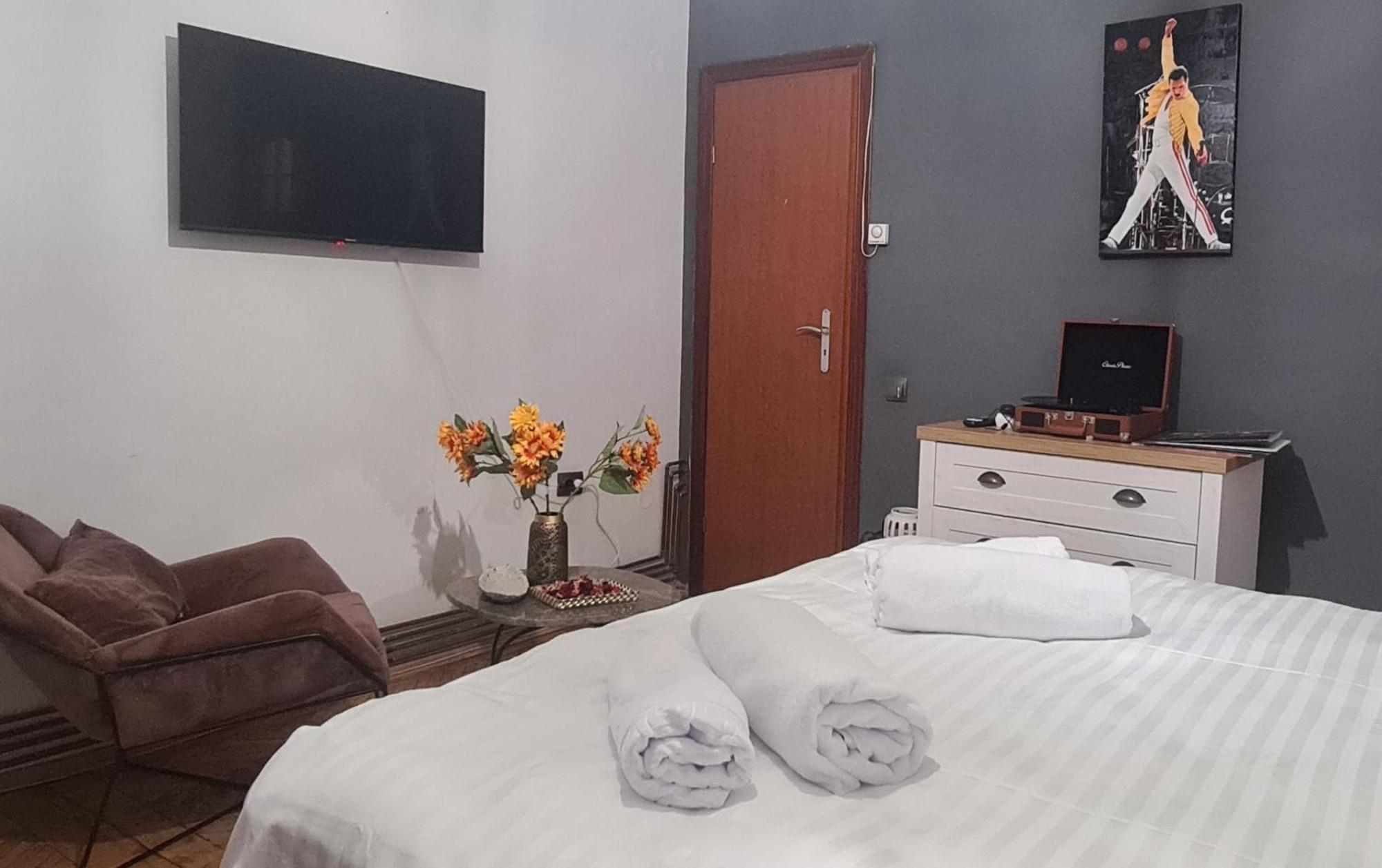 Apartment Cozy In Noble House Main Square Cluj-Napoca